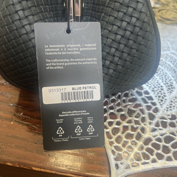 The Trend Genuine Leather Gray Black Doctor Style Crossbody Handbag - Picture 4 of 9